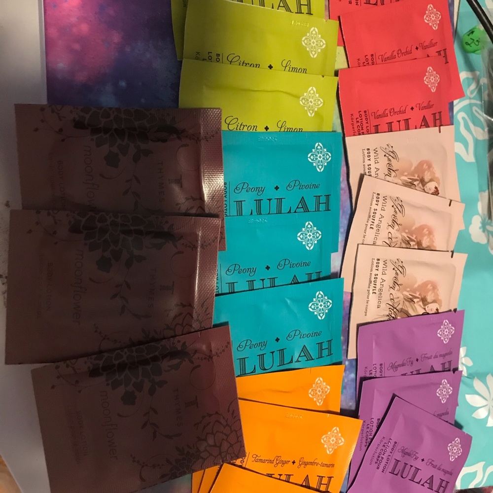 Huge travel pack of body lotion - thymes brand